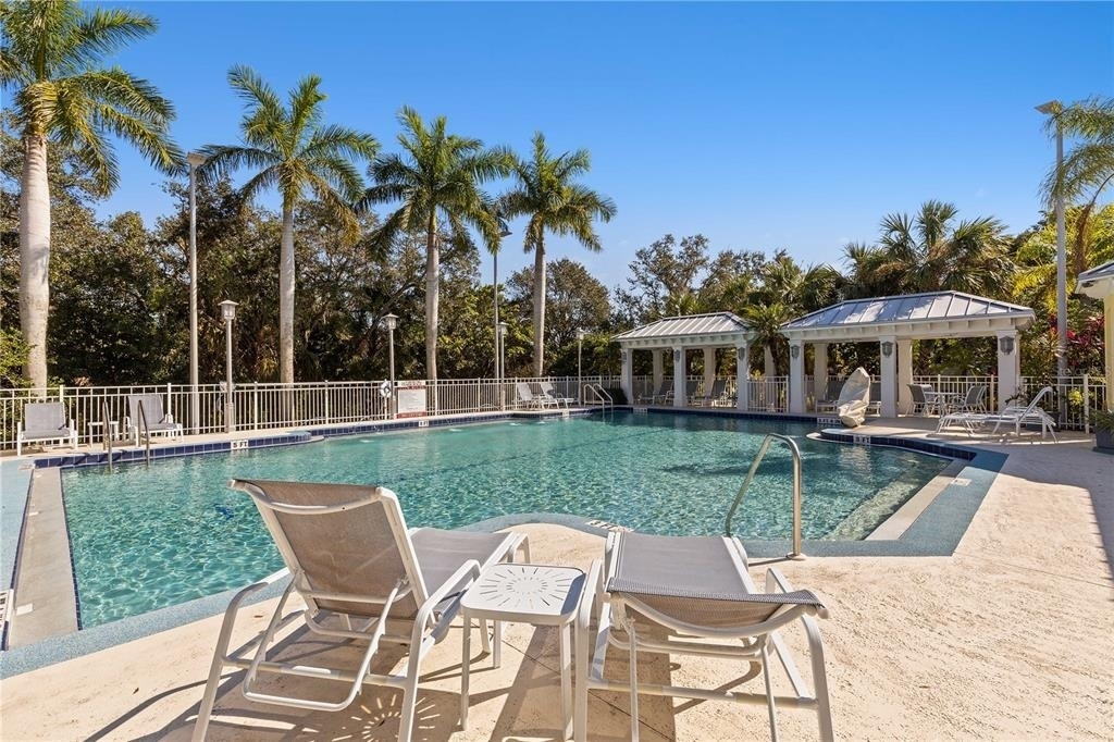 5650 Simonton Street - Photo 43