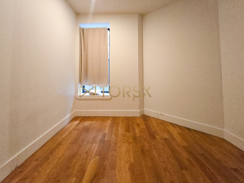 277 Halsey Street - Photo 11