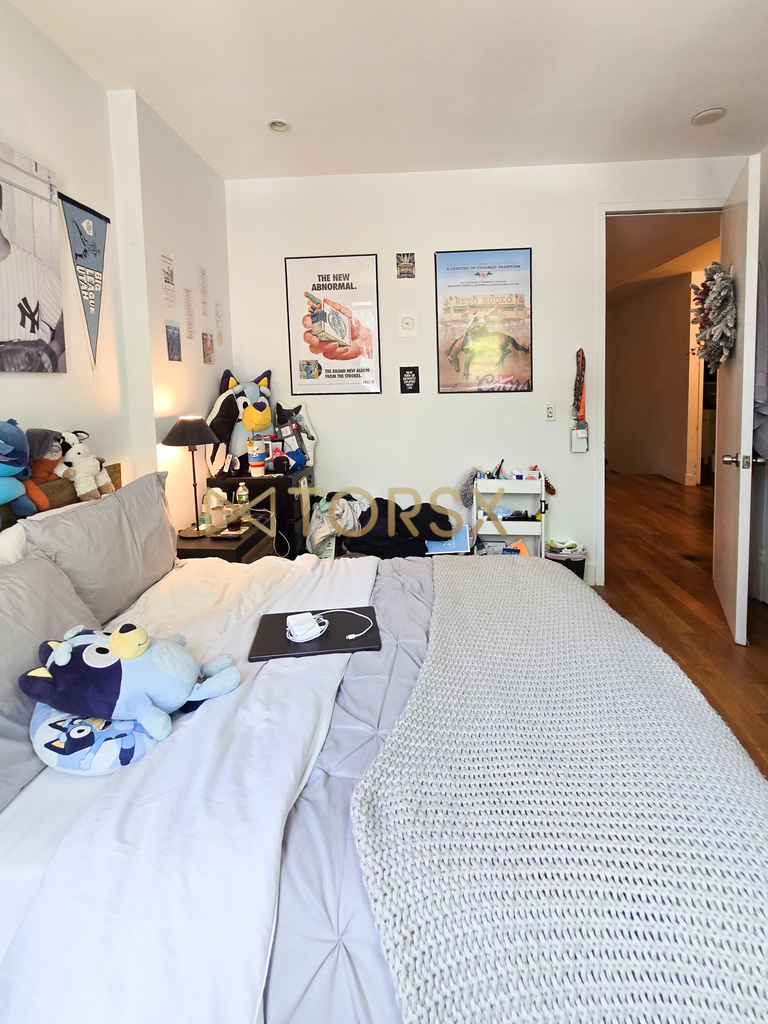 277 Halsey Street - Photo 8