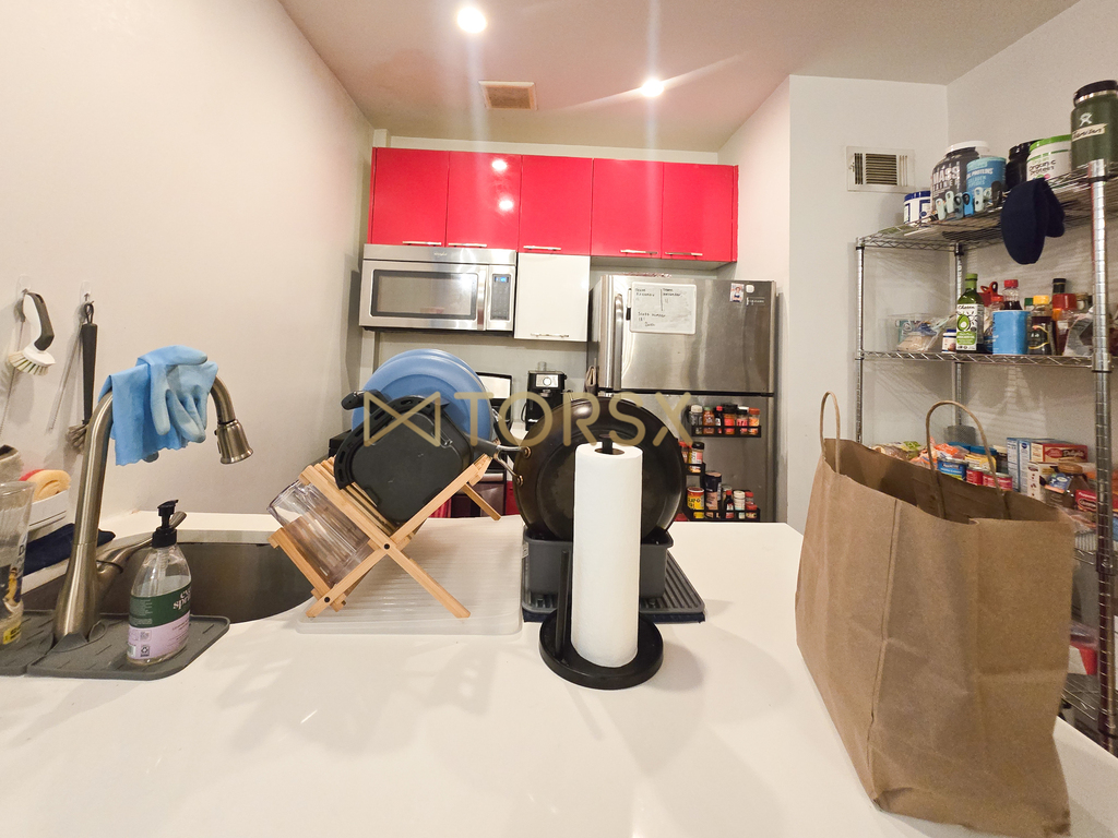 277 Halsey Street - Photo 5