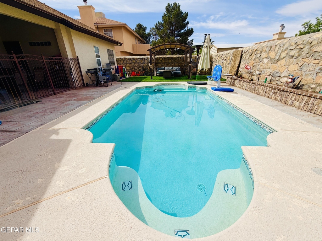 2005 Shadow Ridge Drive - Photo 12