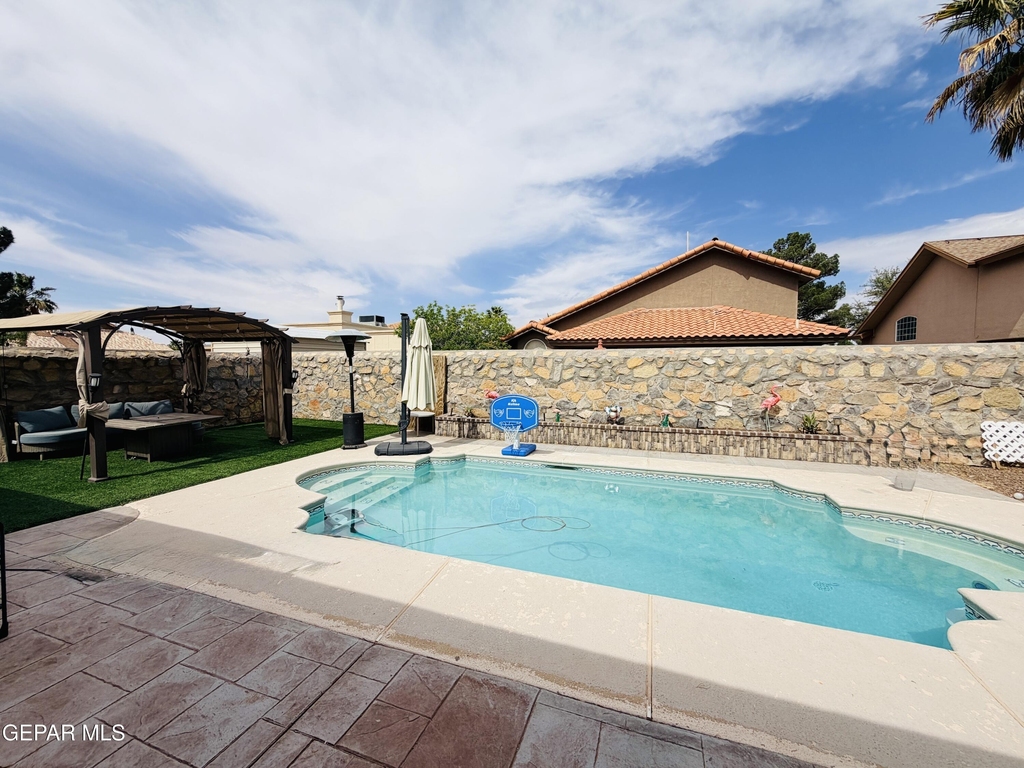 2005 Shadow Ridge Drive - Photo 17