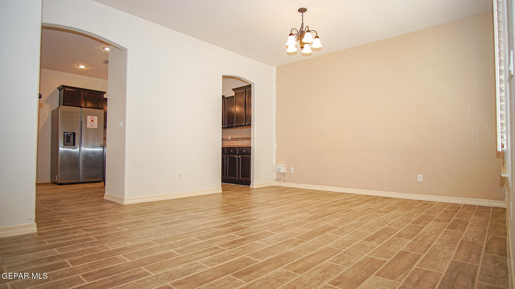 14613 Sunny Land Avenue - Photo 2