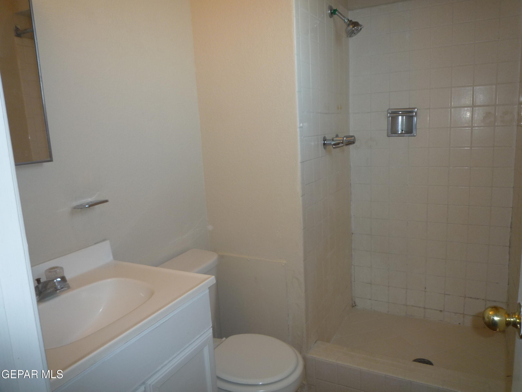 10708 Levelland Place - Photo 6