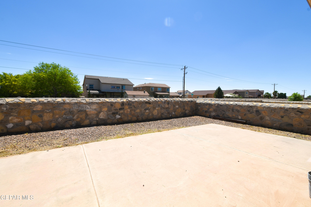 2508 Sparrow Point Street - Photo 19