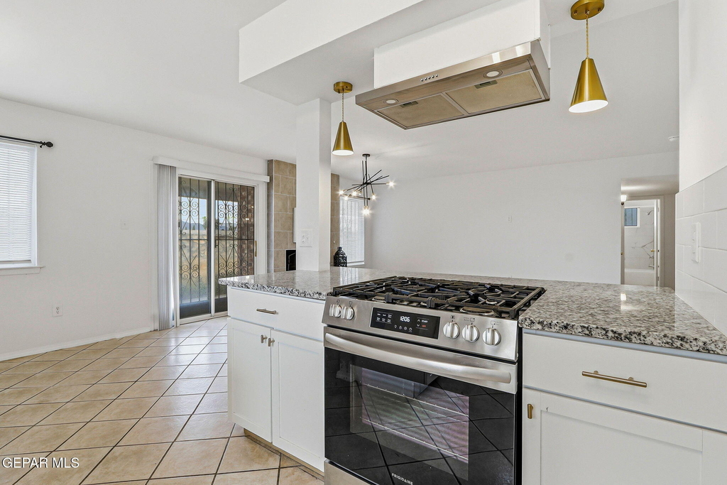 10837 Gemstone Street - Photo 12