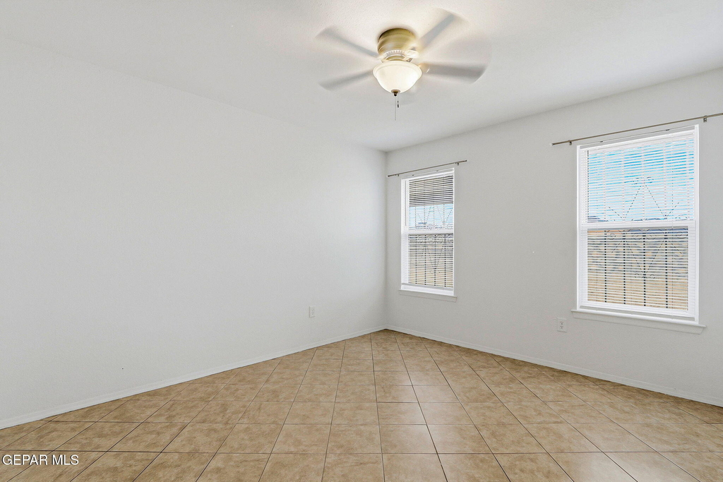 10837 Gemstone Street - Photo 27