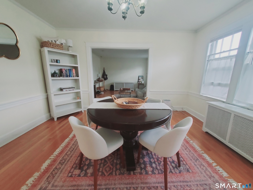 100 Colonial Road - Photo 2