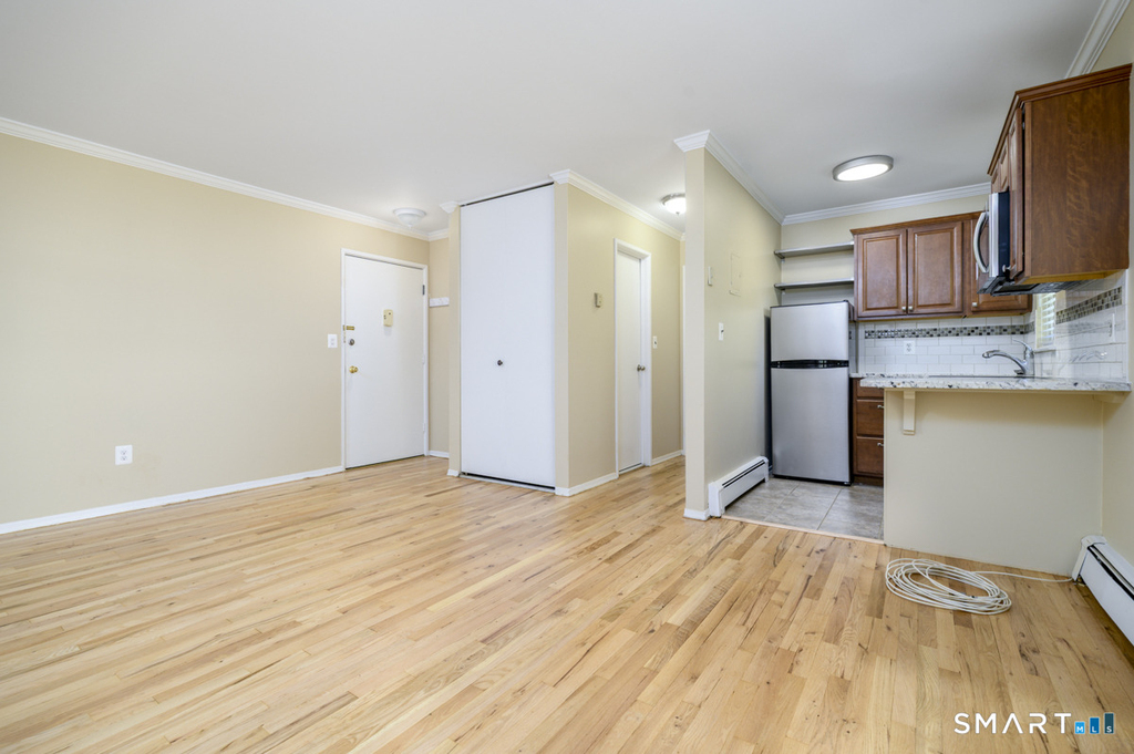 398 Courtland Avenue - Photo 4