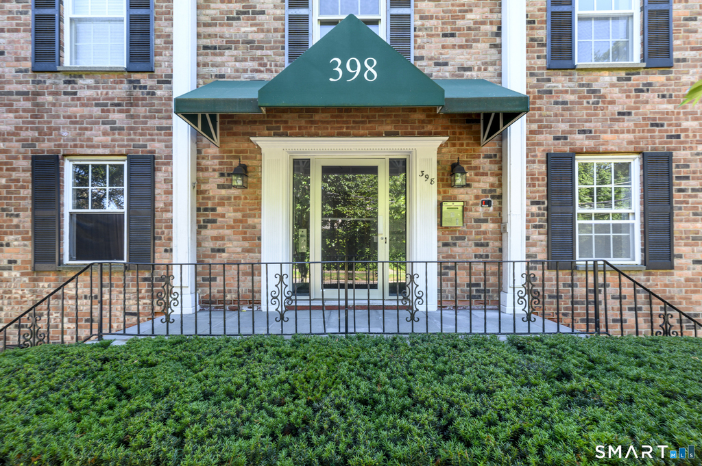 398 Courtland Avenue - Photo 1