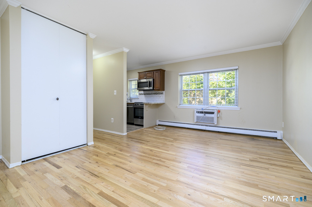 398 Courtland Avenue - Photo 2