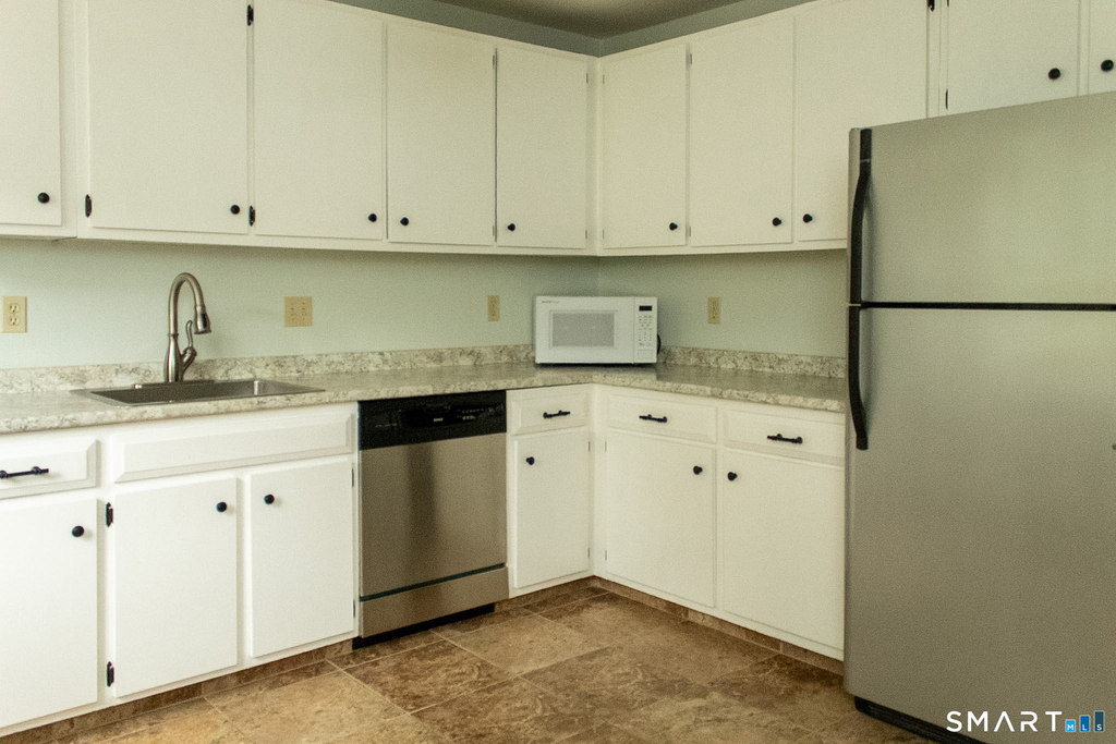 10 Georgetown Drive - Photo 2