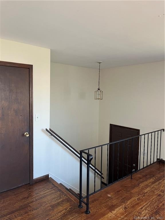 81 Crabtree Lane - Photo 3