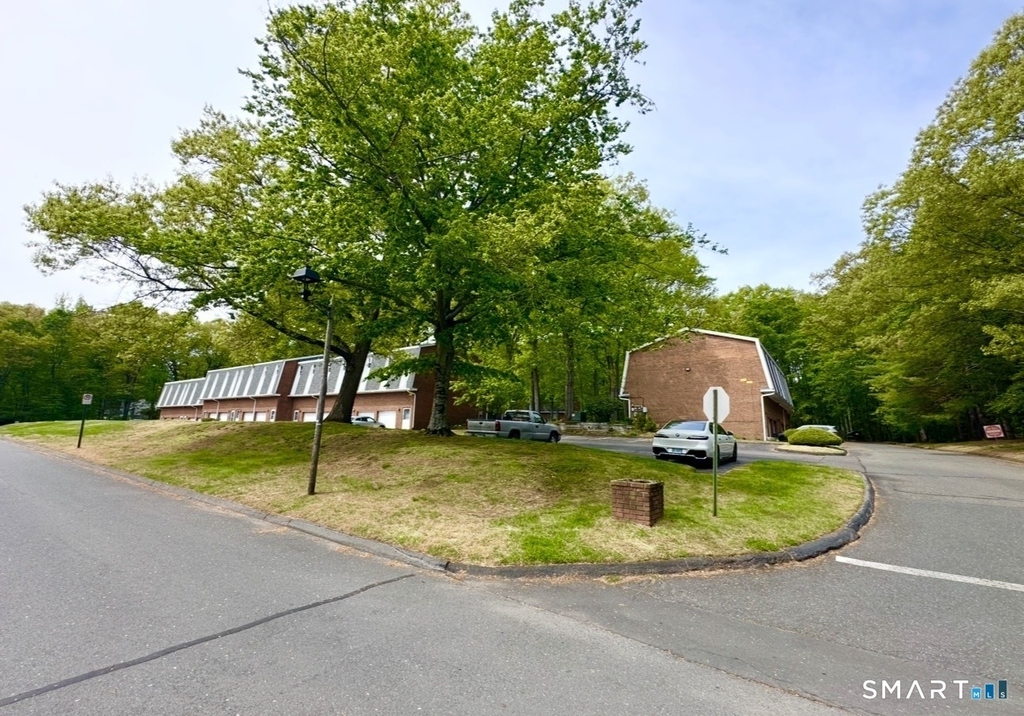 313 Dunfey Lane - Photo 3