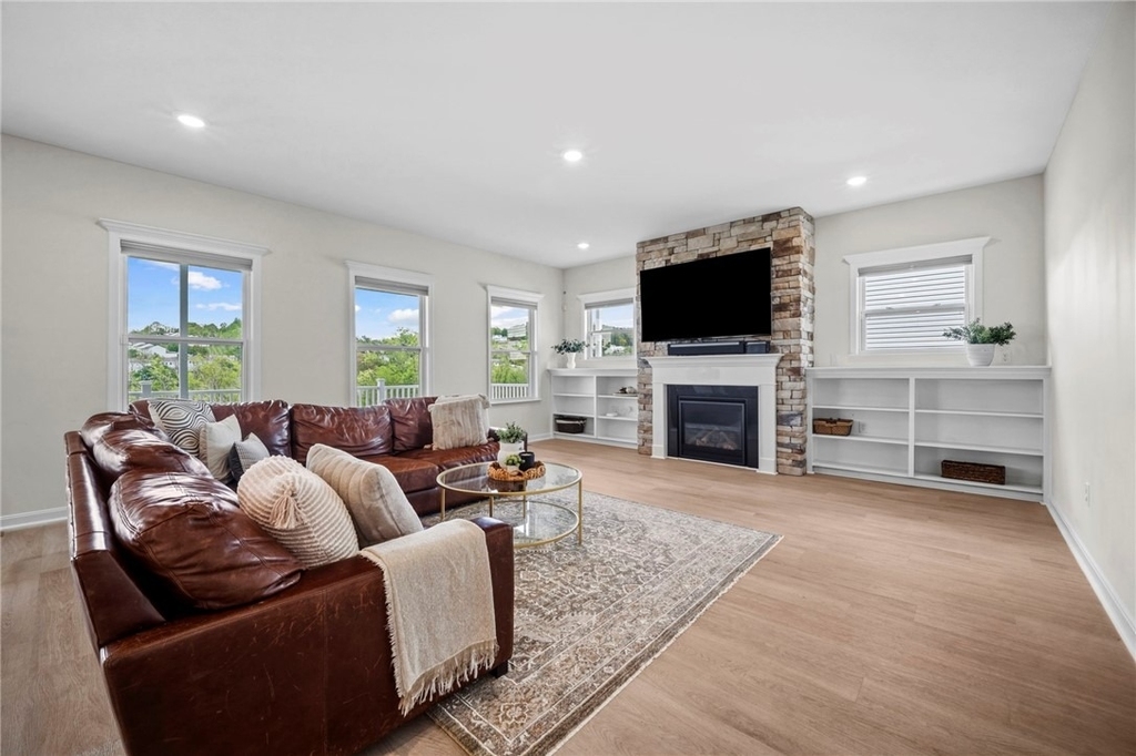 269 Lily Ridge Dr - Photo 4