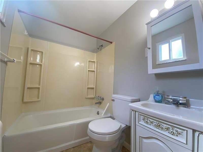 439 Crestview Dr - Photo 24