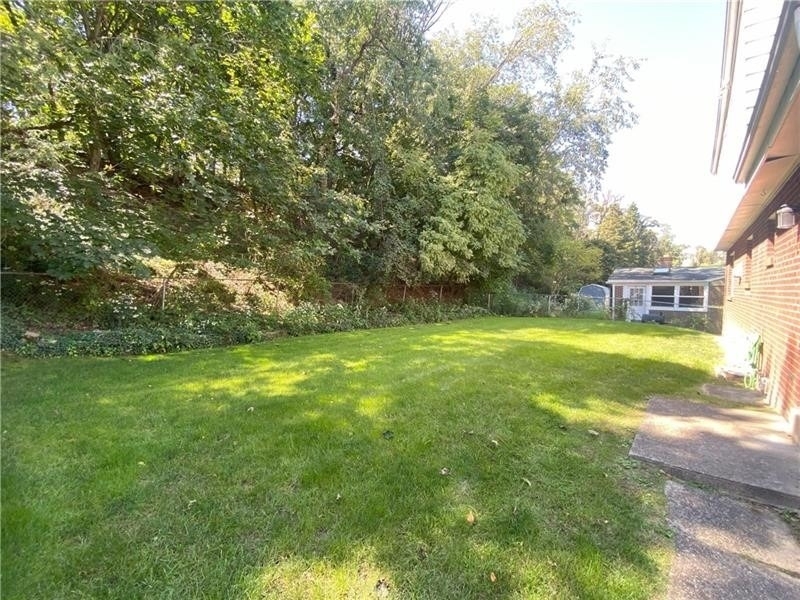 439 Crestview Dr - Photo 45