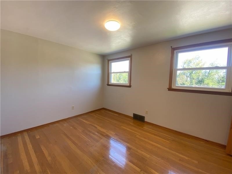 439 Crestview Dr - Photo 20
