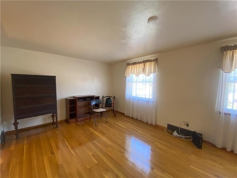 439 Crestview Dr - Photo 15