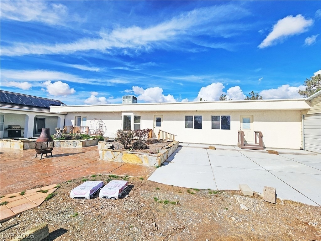 5821 Keomah Street - Photo 1