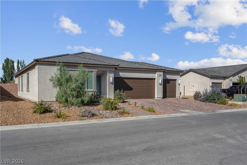 5357 Eleganza Avenue - Photo 1