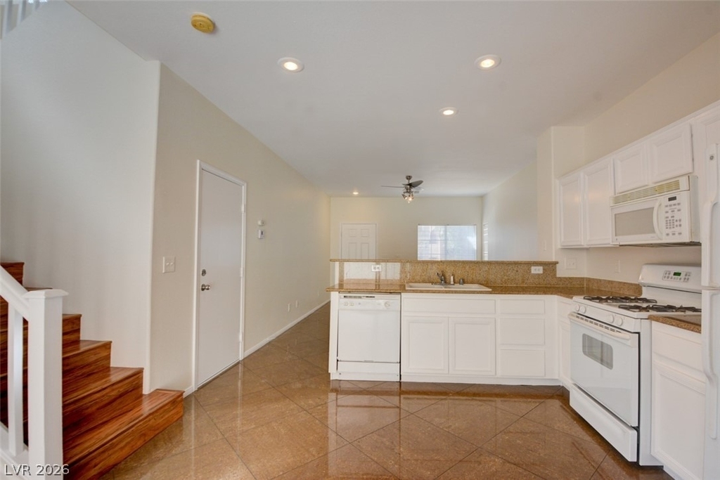 11119 African Sunset Street - Photo 2