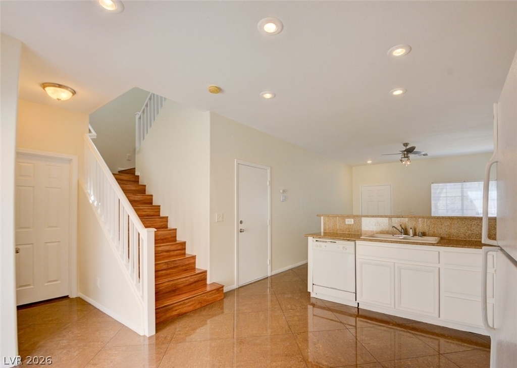 11119 African Sunset Street - Photo 3