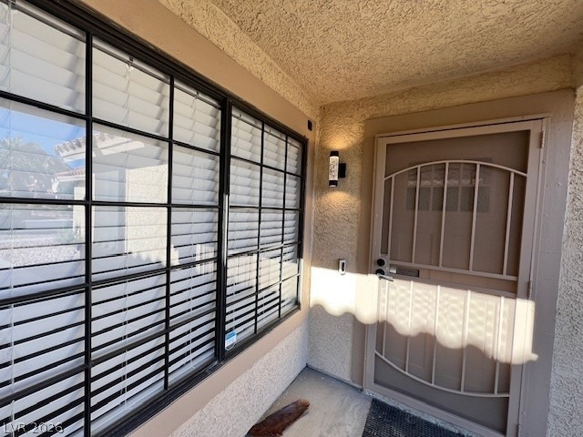 2526 Wolverton Avenue - Photo 5