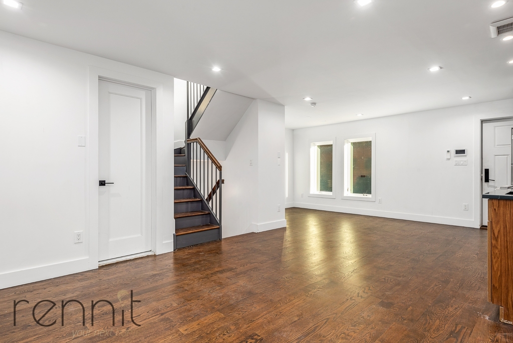 Kent Ave & N 13th St - Photo 1