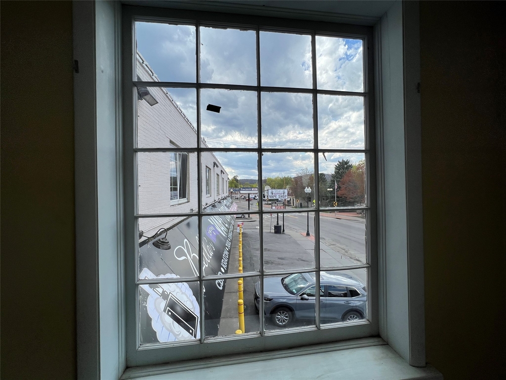 130 W Main Street - Photo 29