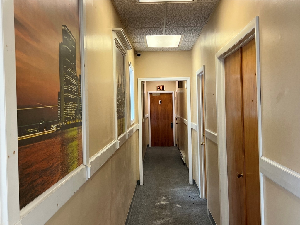 130 W Main Street - Photo 6