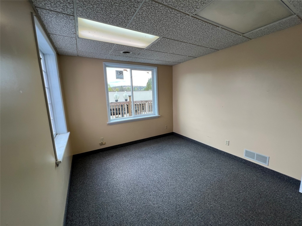 130 W Main Street - Photo 17
