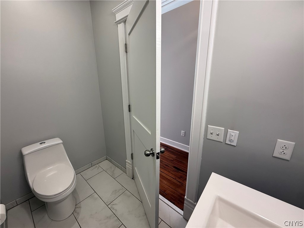 205 E Jefferson Street - Photo 12