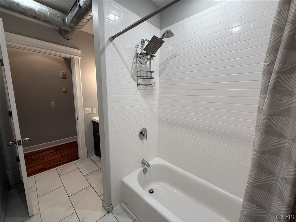 205 E Jefferson Street - Photo 19