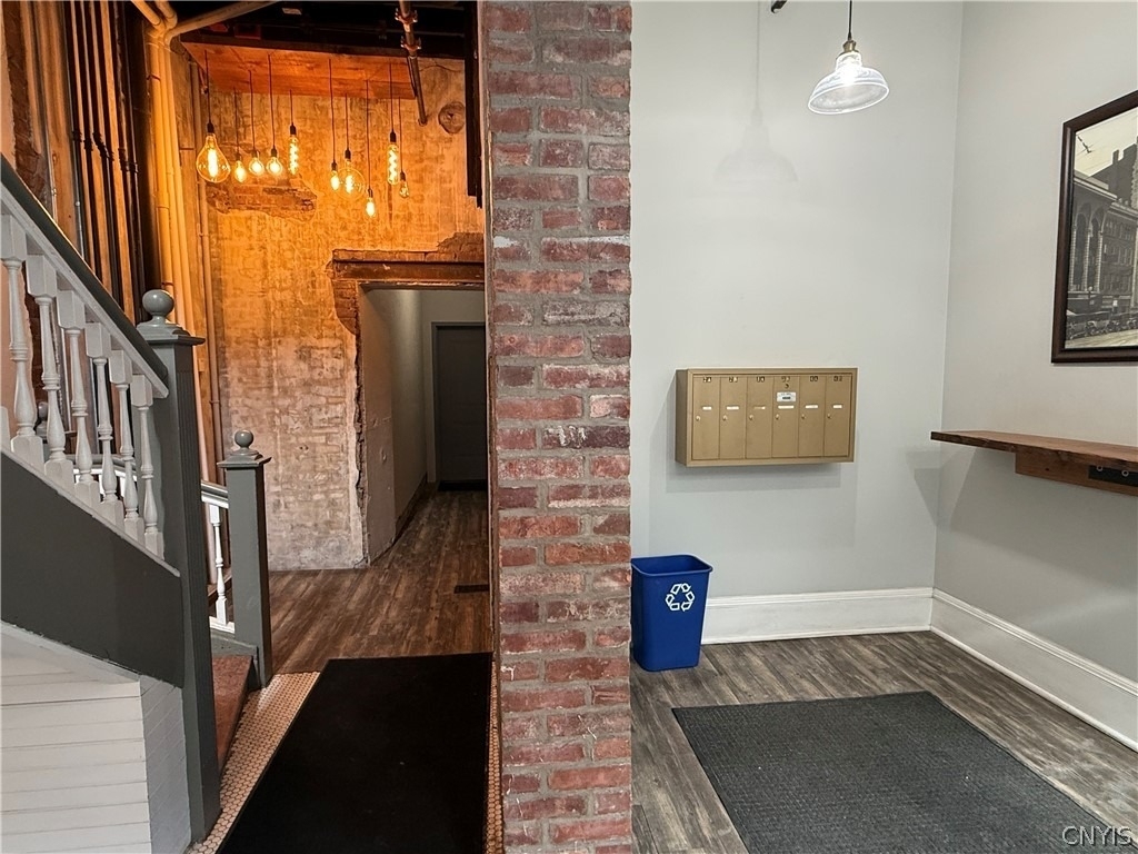205 E Jefferson Street - Photo 2