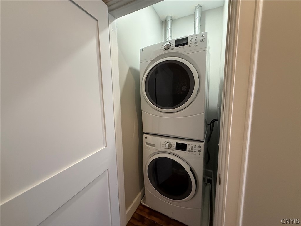 205 E Jefferson Street - Photo 17