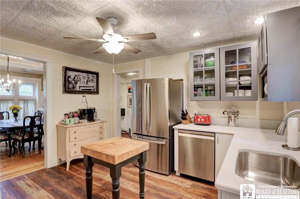 98 Forest Avenue - Photo 14