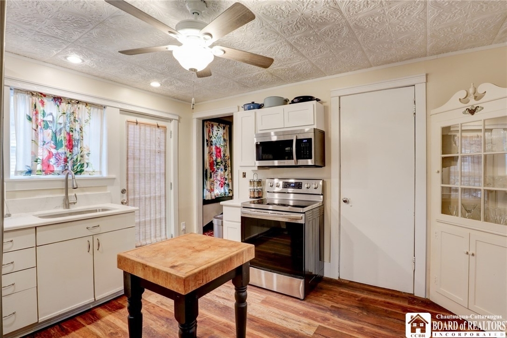 98 Forest Avenue - Photo 11