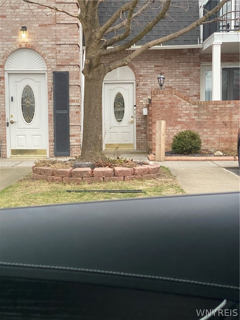 4585 Chestnut Ridge Road - Photo 2