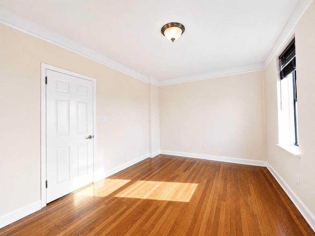 105 Pinehurst Avenue - Photo 6