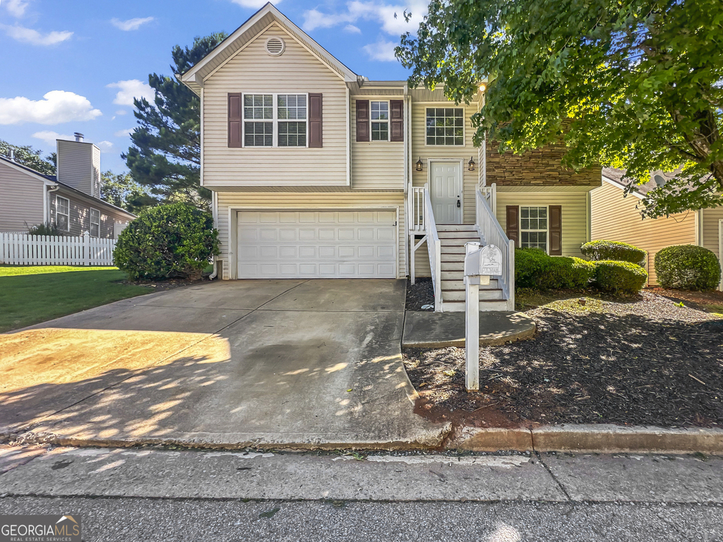 90 Greystone Circle - Photo 0