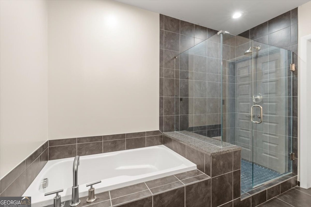1080 Peachtree Street Ne - Photo 18