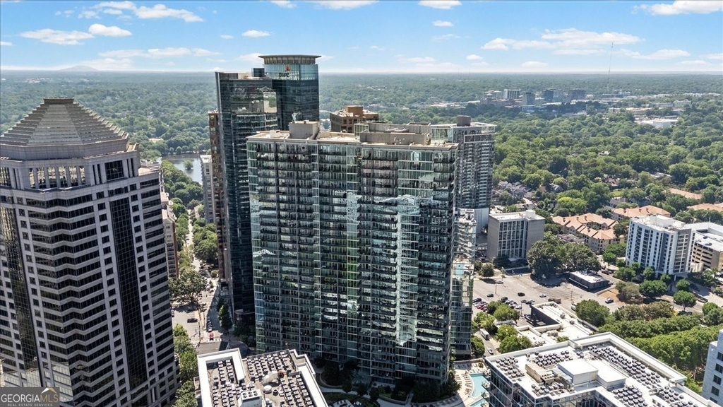 1080 Peachtree Street Ne - Photo 37