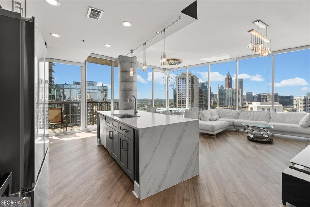 1080 Peachtree Street Ne - Photo 1