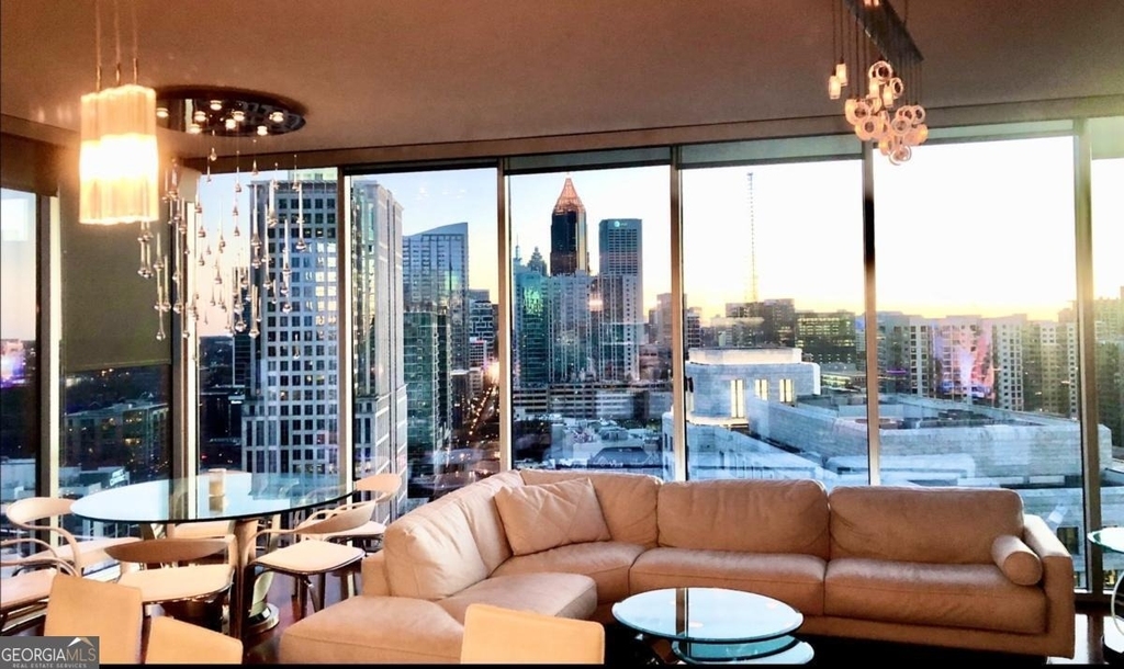 1080 Peachtree Street Ne - Photo 4
