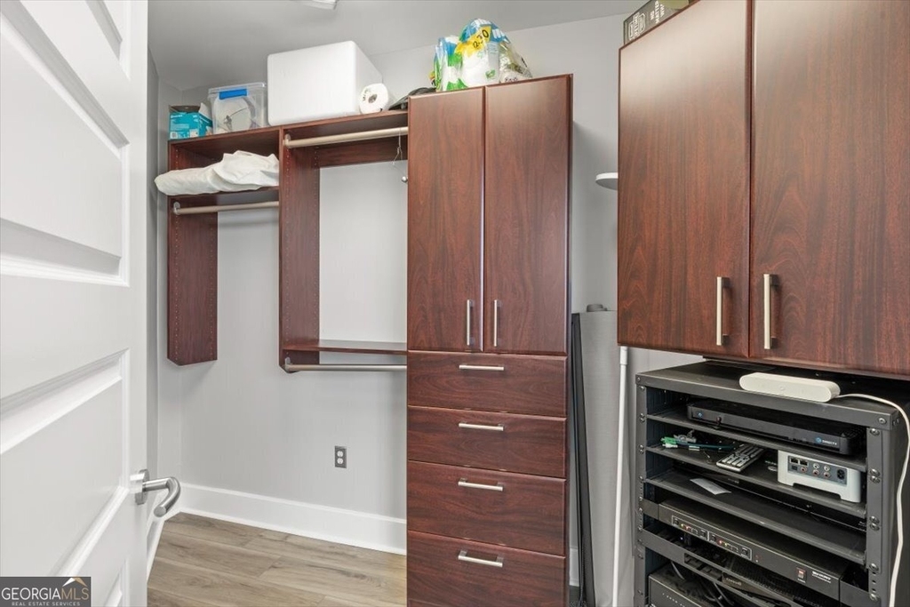 1080 Peachtree Street Ne - Photo 21
