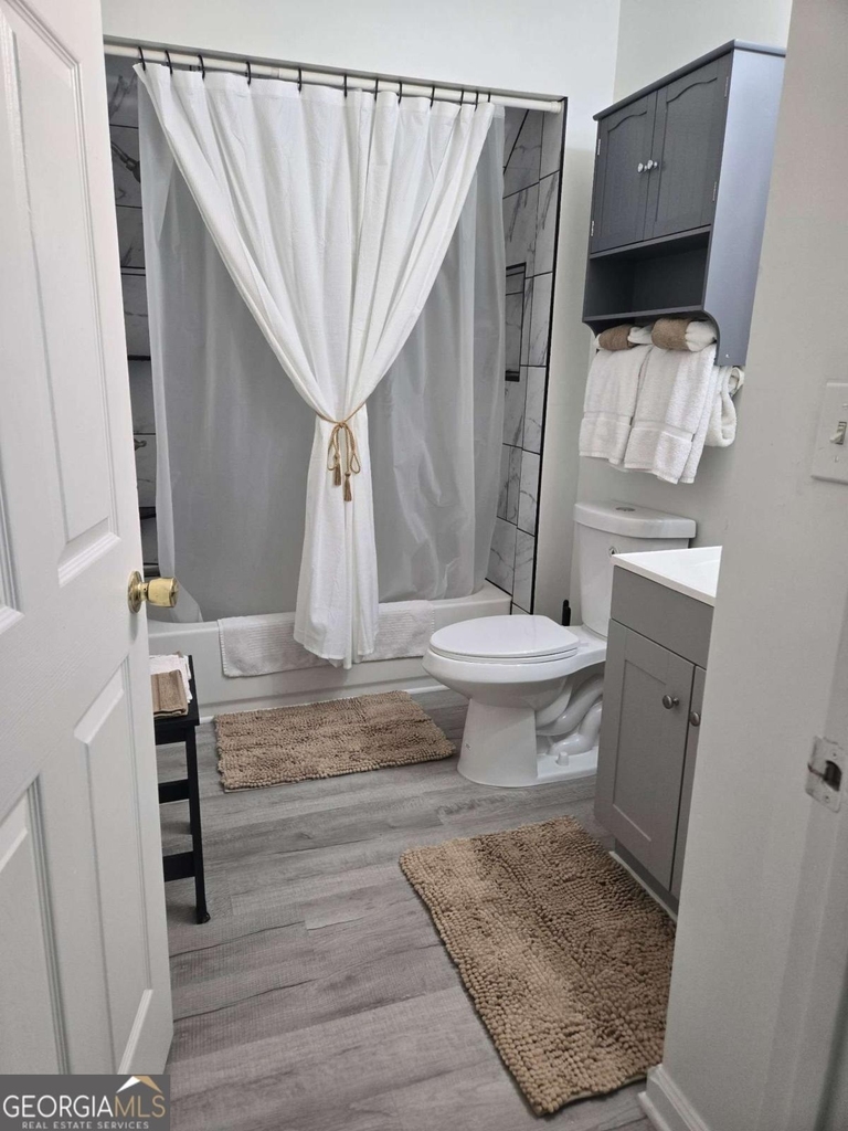 7073 Allison Court - Photo 4