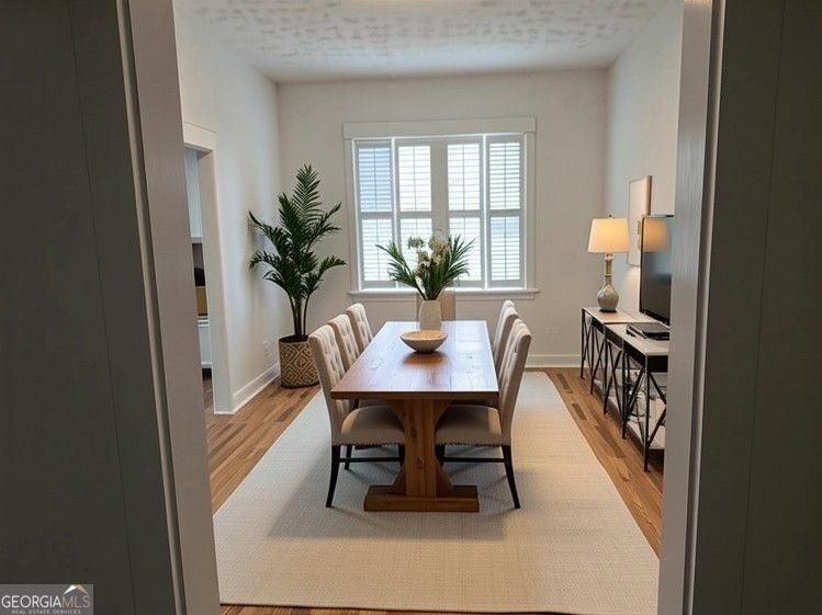1579 Vesta Avenue - Photo 2