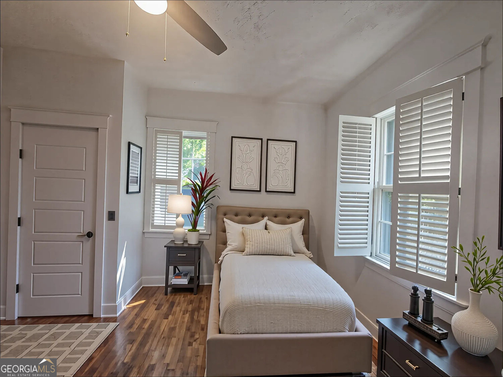 1579 Vesta Avenue - Photo 6