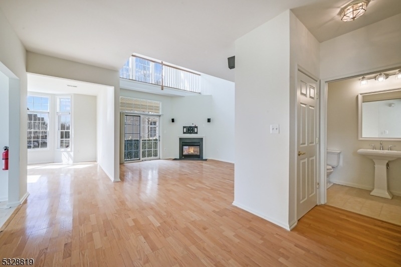 103 Crown Ct - Photo 9